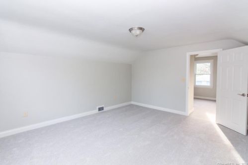 227 North St, Killingly CT  06239-1926 exterior