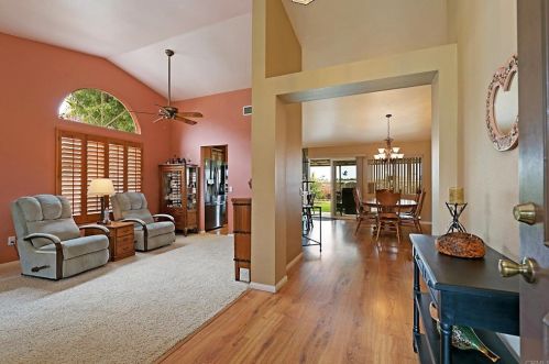 762 Rivertree Dr, Oceanside, CA 92058-7454