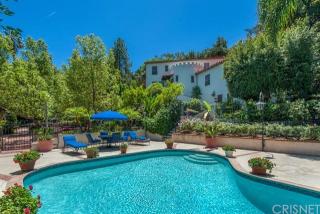 4545 Encino Ave, Van Nuys, CA 91316-3834