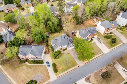 475 Golden Meadows Ln, Suwanee, GA 30024-2257