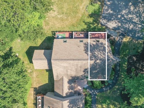 24 Balmoral Dr, Stratham, NH 03885-2253