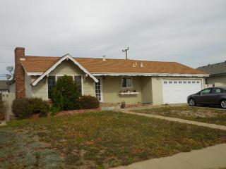 1653 Los Gatos Way, Salinas, CA 93906-2225