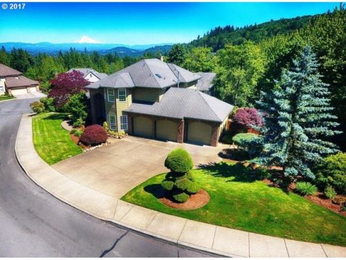3888 Saint Andrews Pl, Damascus, OR 97080