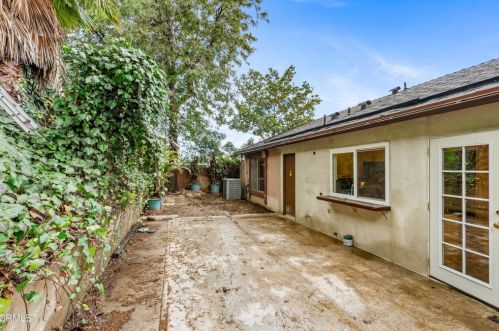 4212 Addington Dr, Anaheim CA  92807-2801 exterior