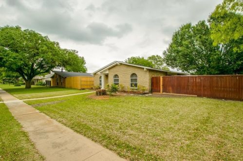 6520 Osage Trl, Plano TX  75023-3208 exterior