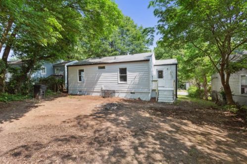 230 Maple St, Atlanta GA  30354-1206 exterior