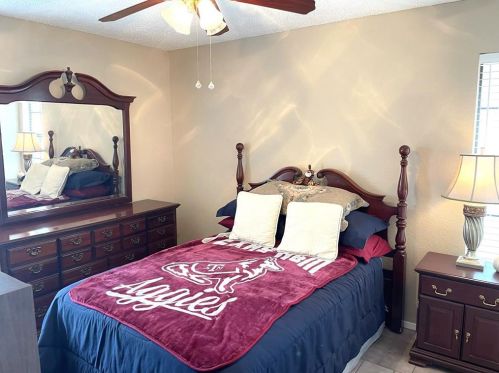 9657 Lea Shr St, Fort Worth TX  76179-3225 exterior