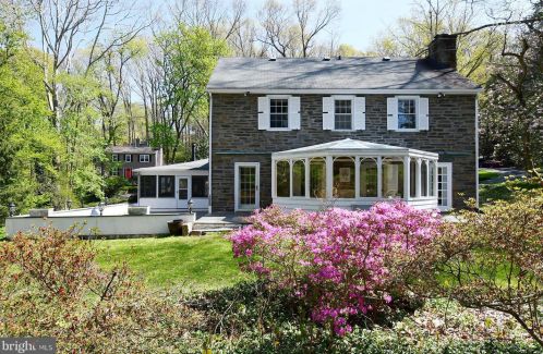 12 Rose Hill Rd, Media, PA 19063-4025