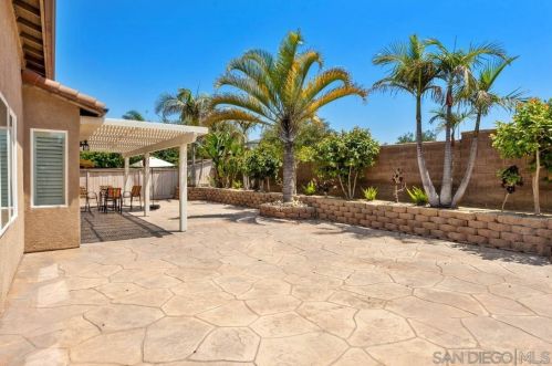 1464 Stanislaus Dr, Chula Vista CA  91913-1478 exterior