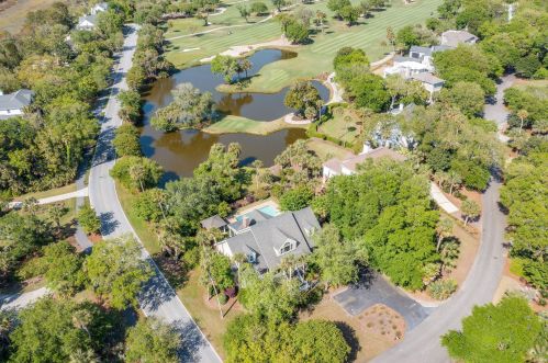 34 Dune Rdg Ln, Isle Of Palms SC  29451-3848 exterior