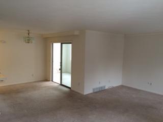 4320 Bancroft St, Toledo OH  43615-7844 exterior