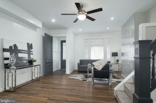 6035 Locust St, Philadelphia, PA 19139-3735