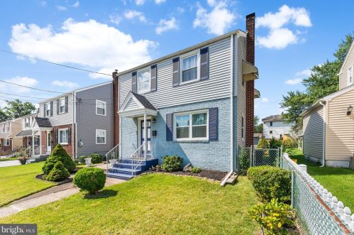 2221 Gross Ave, Camden, NJ 08110-1827