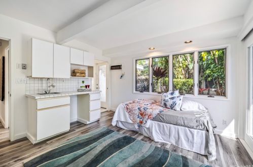 4777 Farmers Rd, Honolulu HI  96816-5444 exterior