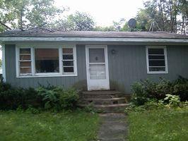 12 Squire Rd, Hopatcong, NJ 07843-1245