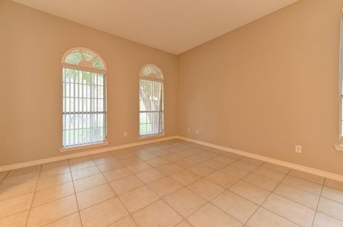 1334 Jeanette Way, Carrollton TX  75006-2964 exterior