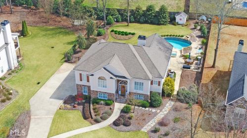 58 Azalea Dr, Hartwell, GA 30643-7336
