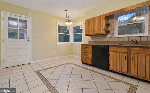 12817 Jingle Ln, Silver Spring MD 20906-3736 exterior