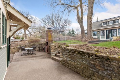 5251 Bald Eagle Blvd, Saint Paul MN  55110-6532 exterior