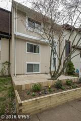 3983 Flagg Ct, Fairfax, VA 20151-3456