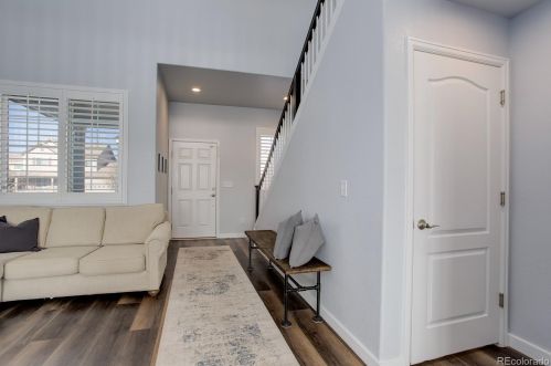 3933 Shawnee Way, Aurora CO  80018-4559 exterior