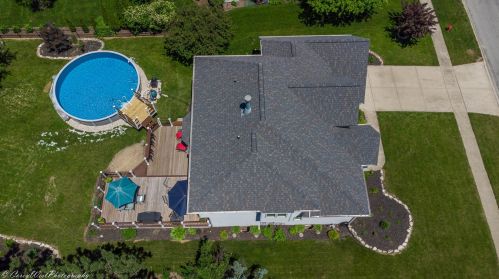 1223 Foxpointe Dr, Sycamore IL  60178-3219 exterior
