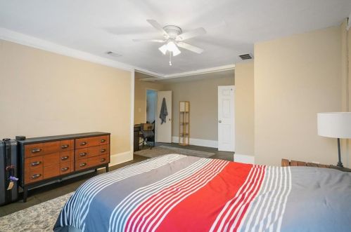 1056 Hemphill Ave, Atlanta GA  30318-5441 exterior