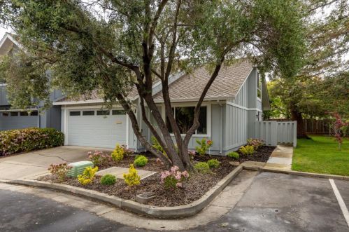 300 Pine Wood Ln, Los Gatos, CA 95032-1315