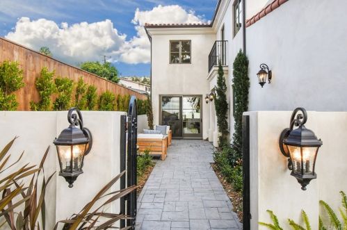 1505 Espinosa Cir, Palos Verdes Estates, CA 90274-1917