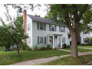 37 Ledgemere St, Burlington, VT 05401-4822