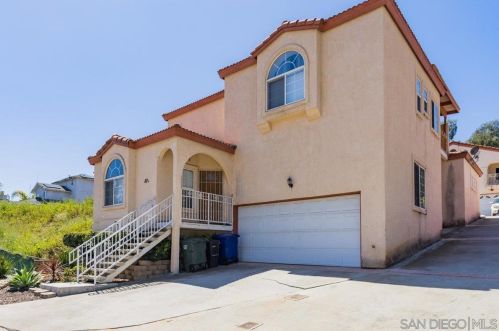 86 Las Flores Dr, Chula Vista CA  91910-1966 exterior