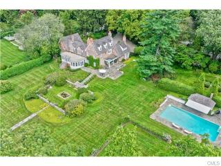 828 Sasco Hill Rd, Fairfield, CT 06824-6345