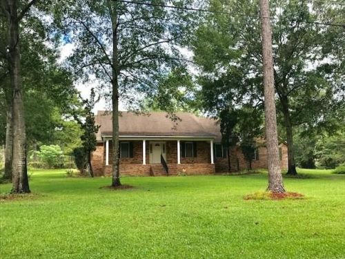 241 Collins St, Johnson Corner, GA 30436-4710