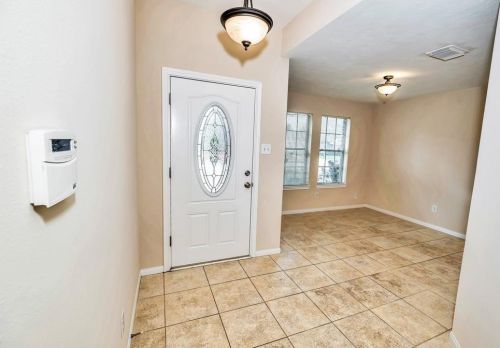 1413 Village Court Dr, Richmond TX  77471-6145 exterior