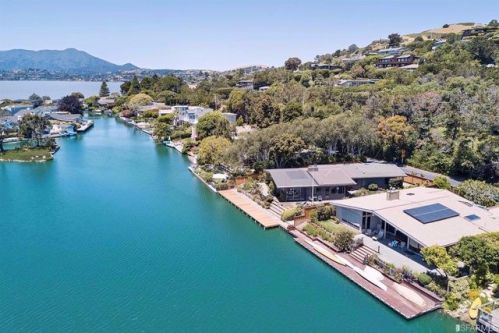 26 Lagoon Rd, Tiburon, CA 94920-2319