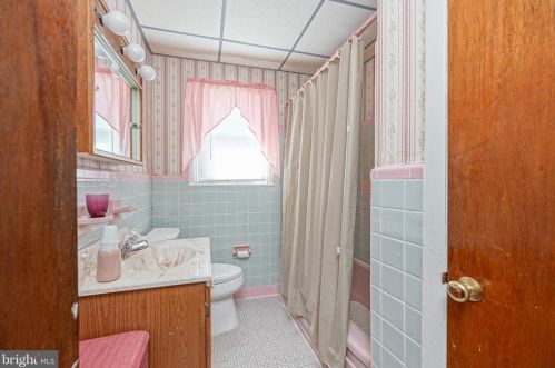 5142 Garfield Ave, Camden NJ 08109-1756 exterior