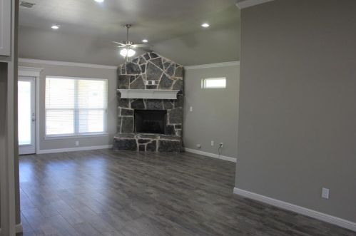 3314 White Horse Dr, Granbury TX  76049 exterior