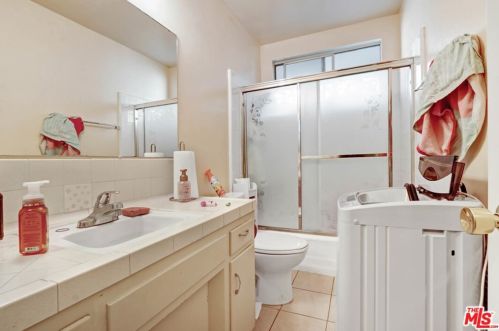 343 Riverdale Dr, Glendale CA  91204-4825 exterior