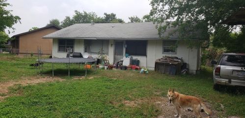 6910 Carwill Dr, Austin TX  78724-3604 exterior