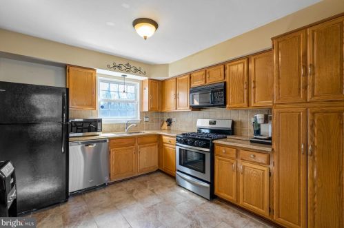 13931 Ruler Ct, Woodbridge, VA 22193-3733