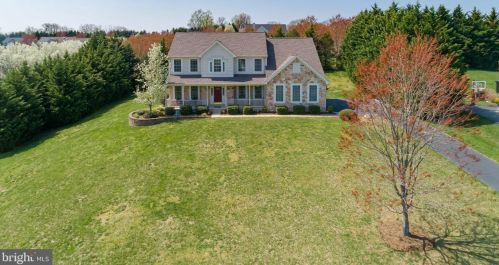 1918 Coachman Ct, Fallston, MD 21047-1651