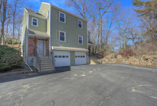 73 Riverside Ave, Norwalk, CT 06850-2647