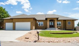 366 Sand Trap Ln, Pueblo, CO 81007-2894