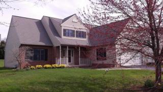 2013 Walfield Dr, Lancaster, PA 17601-2425