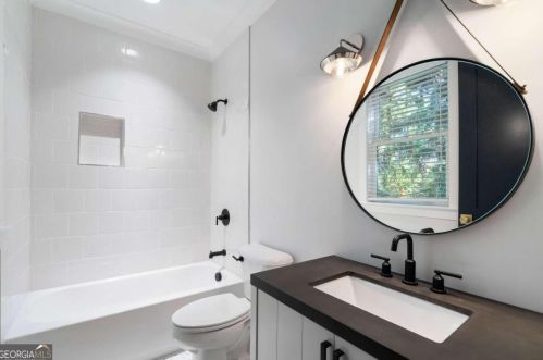 2731 Arden Rd, Atlanta GA  30305-1913 exterior