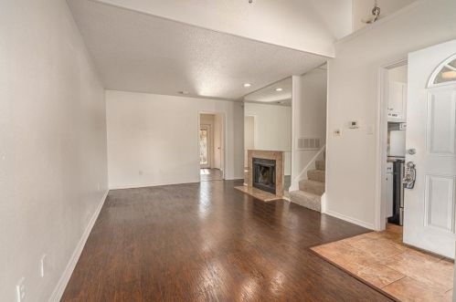 1440 Weiler Blvd, Fort Worth TX  76112-2906 exterior