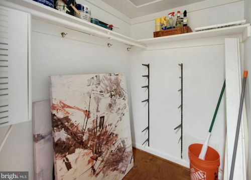 2100 Washington Ave, Silver Spring MD 20910-2649 exterior