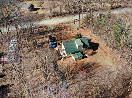 242 Knowles Pond Rd, Tilton, NH 03276-4456