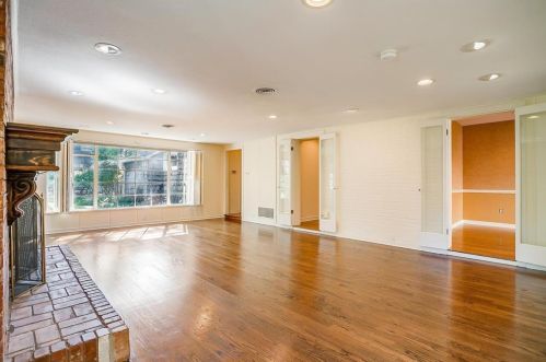 3200 Lamesa Pl, Fort Worth TX  76109 exterior