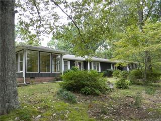151 Springs Rd, Dallas, NC 28034-8535